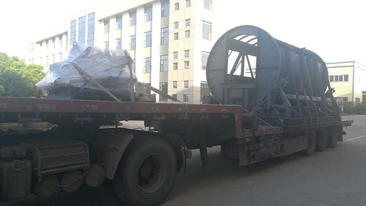 客戶(hù)定制的翻車(chē)機(jī)發(fā)往山西
